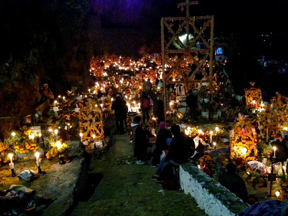 Janitzio Dia De Muertos at night 